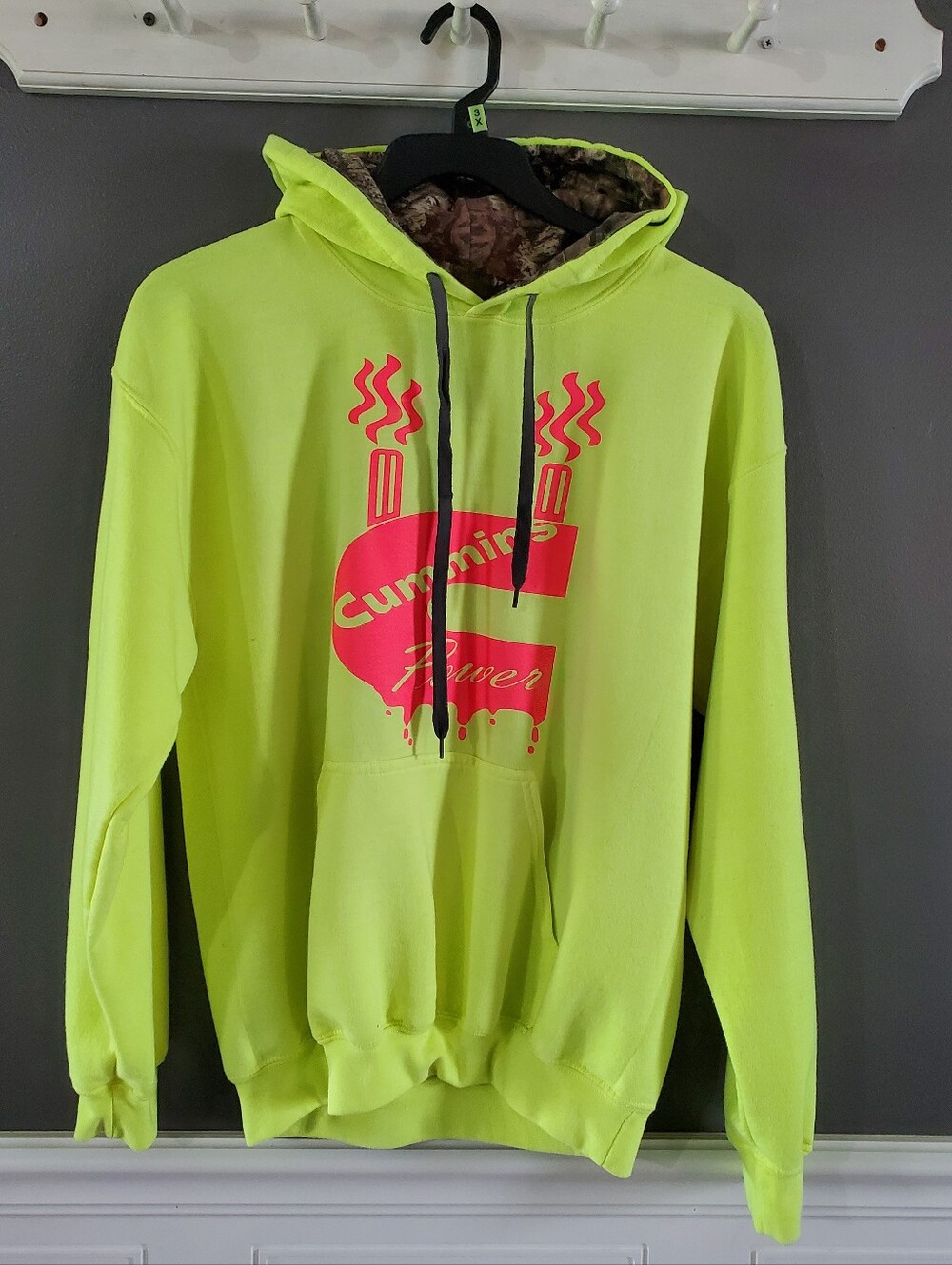 MOSSY OAK Cummins Hi-Vis Neon Camo Hoodie M